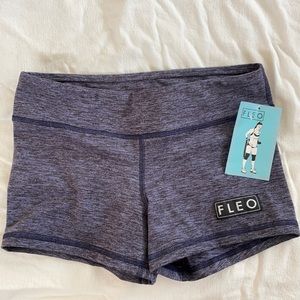 Adorable lifting shorts, never worn. Size Small